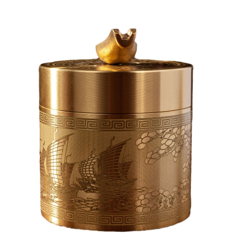 Auto popolník s viečkom, odolný voči vetru, tvar auta, z medi, dekor kancelárie