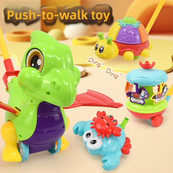 Detská ťahacia hračka s figúrkami zvierat (pterozaur, krab, chrobák, zajačik) — z plastu, s jednou tyčou, hudobný zvonček, hojdať sa a otáčať sa