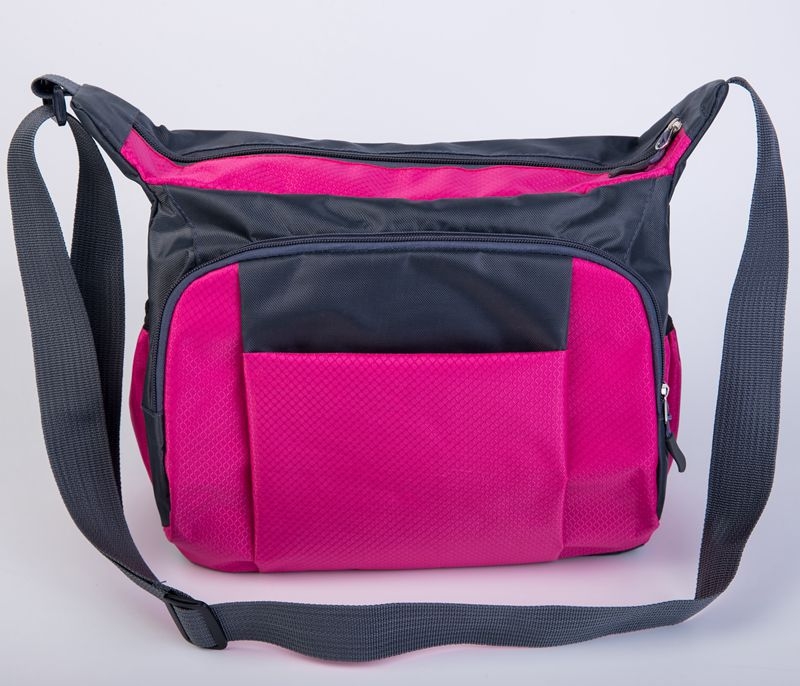 Cestovná taška cez rameno, Oxford látka, kapacita 20–35 L, nepremokavá a odolná voči opotrebeniu, logo na mieru