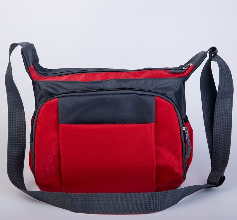 Cestovná taška cez rameno, Oxford látka, kapacita 20–35 L, nepremokavá a odolná voči opotrebeniu, logo na mieru