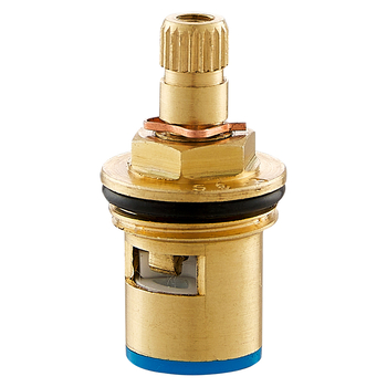 Meďový jadrový ventil pre kuchynský kohútik – univerzálne horúce/studené, rýchle otvorenie, trojuholníkový ventil, keramické vnútorné jadro