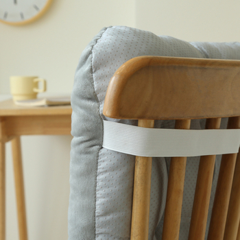 Sedacia podložka na kancelárske/počítačové kreslo, hustý teplý sametový povrch, PP bavlna výplň, jednofarebná, vlastné spracovanie, minimalistický štýl