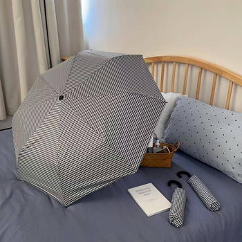 Слънчево и дъждовно чадър със клетъчен дизайн, удароустойчива материя, черно каучуково покритие, алуминиева рамка, ръчно отваряне, UPF > 50, подходящ за ученици