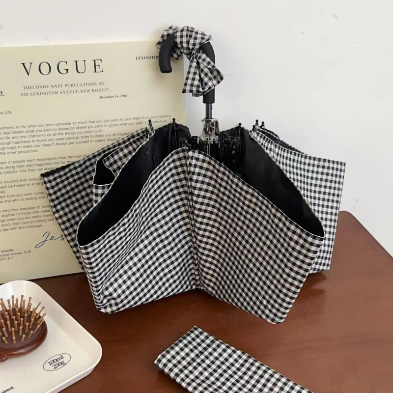 Слънчево и дъждовно чадър със клетъчен дизайн, удароустойчива материя, черно каучуково покритие, алуминиева рамка, ръчно отваряне, UPF > 50, подходящ за ученици