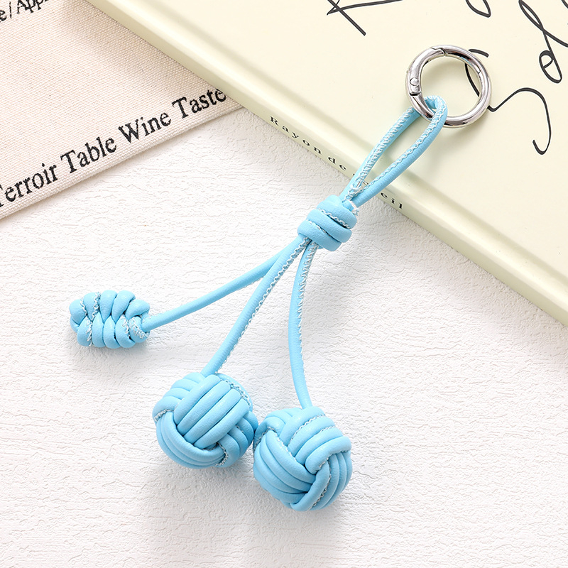 Prívesok na telefón, ručne vyrobený z umelej kože, v tvare kľúča, všestranný visací doplnok do kabelky — Yilian crafts