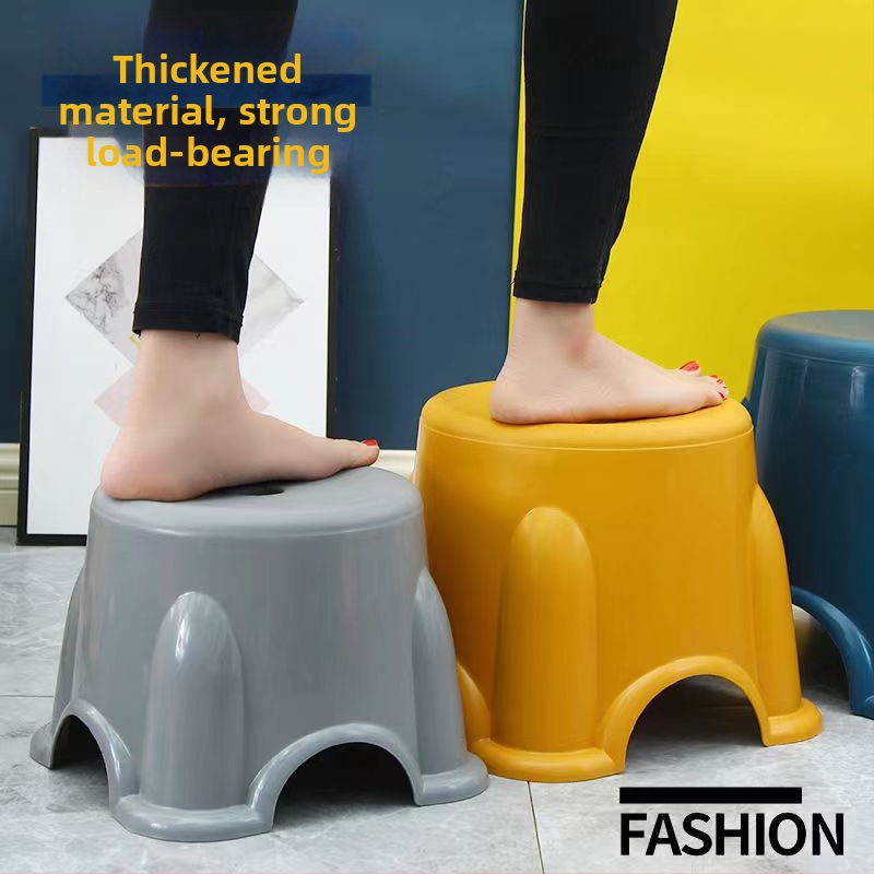 Kokkupandav plastikust vannitoa tool täiskasvanutele ja lastele