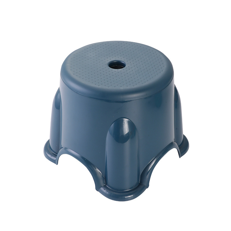 Sklápateľná plastová stolička do kúpeľne pre dospelých a deti