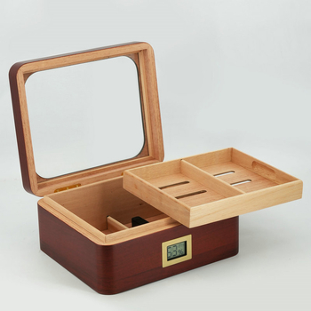 Arcová drevená krabička na cigare s priehľadným okienkom, viacvrstvovými priečkami a zvlhčovacou funkciou