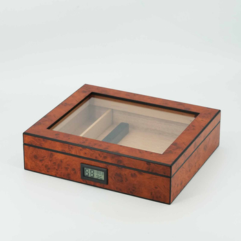 Humidor na cigarety - cedrové drevo so sklenenou výstavkou, uzavretý zvlhčovač, veľká kapacita 45 cigariet