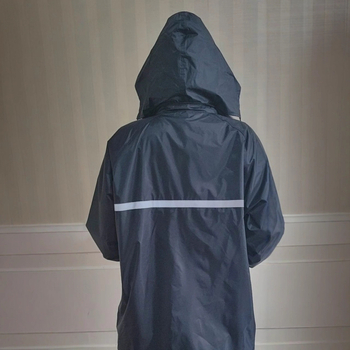 Reflexný set dáždnika a nohavíc pre dospelých - delený, hrubý celotelový ochranný plášť, 0,19 mm taftová látka, PVC lepiaca vodotesná vrstva, vhodné pre motocyklistu/elektrobicykel