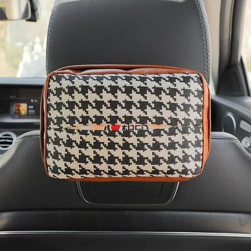 Krabička na vreckovky do auta — plyšová, visací typ, bez personalizácie, bez licencovaných súkromných značiek