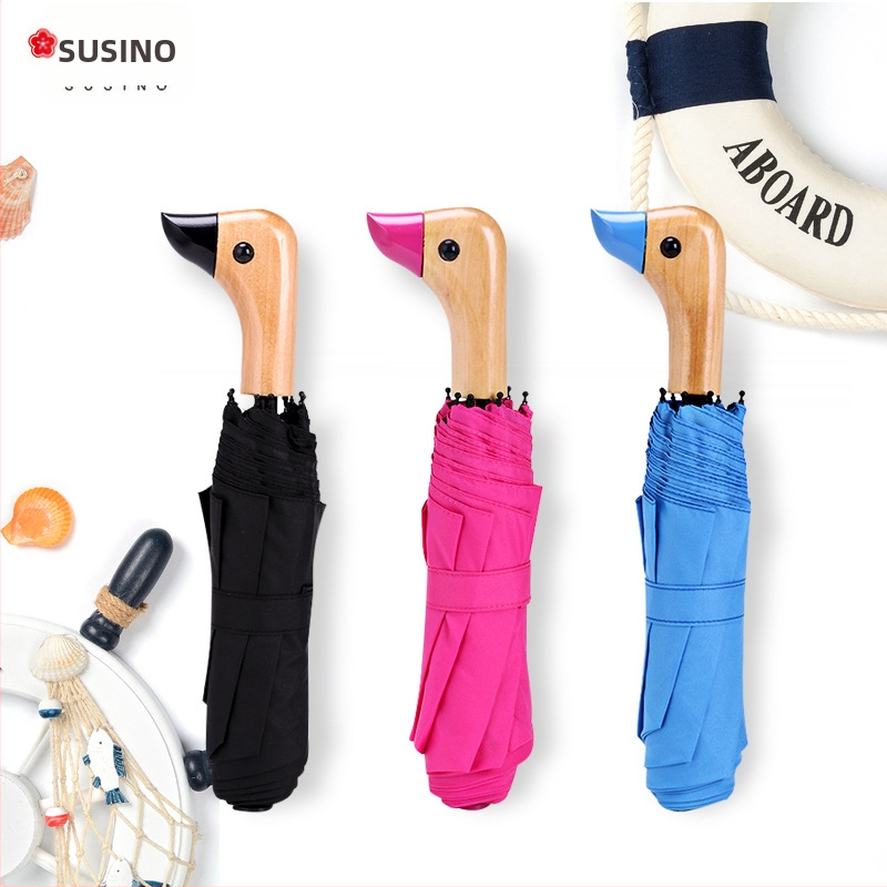 Trojdielny skladací dáždnik s motívom slivového kvetu, oceľové ramená, 8 lúčov, rukoväť z masívneho dreva, ručné otvorenie