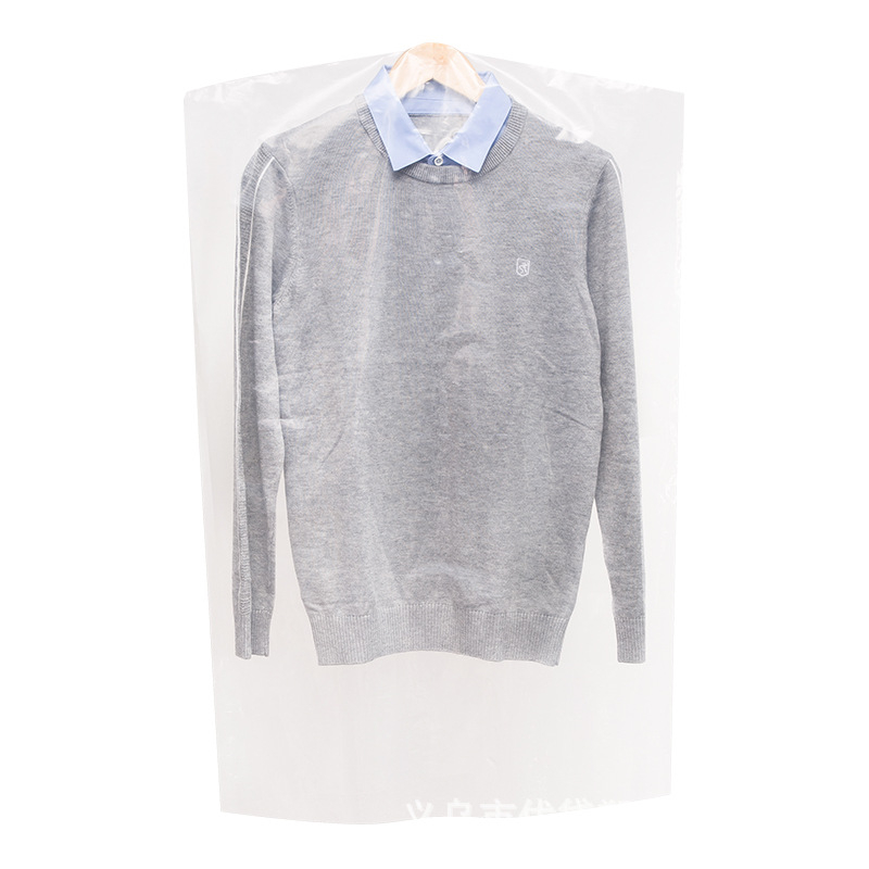 Plastová taška na odevy s ochranou proti prachu a vlhkosti, moderný minimalistický dizajn, vhodná na uloženie spodného prádla počas cestovania aj v spálni.