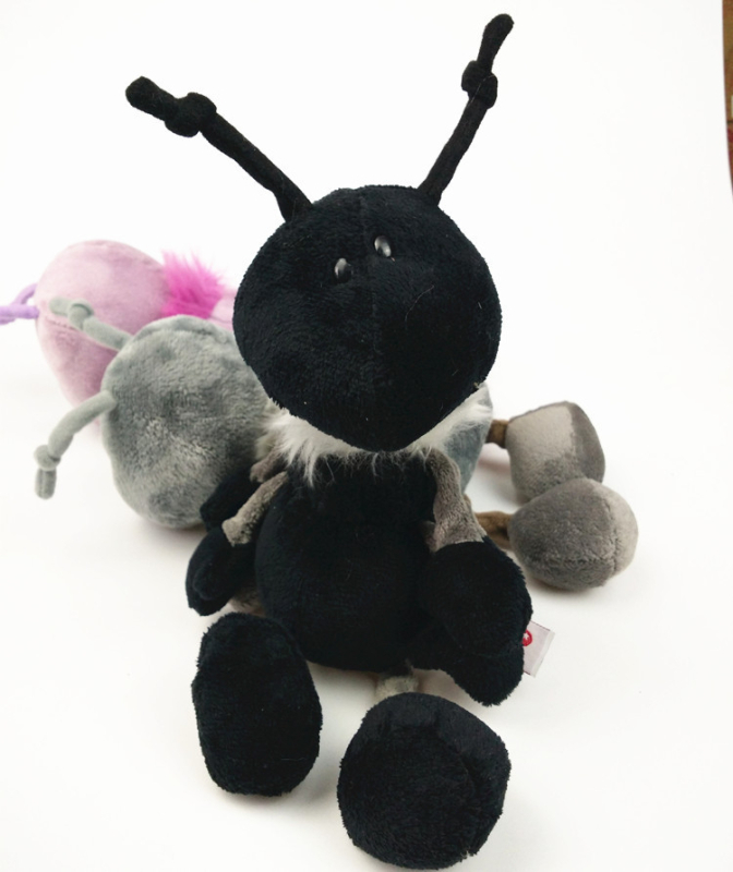 Plyšová ant-figúrka, krátky plyš, výplň PP bavlna, OEM logo