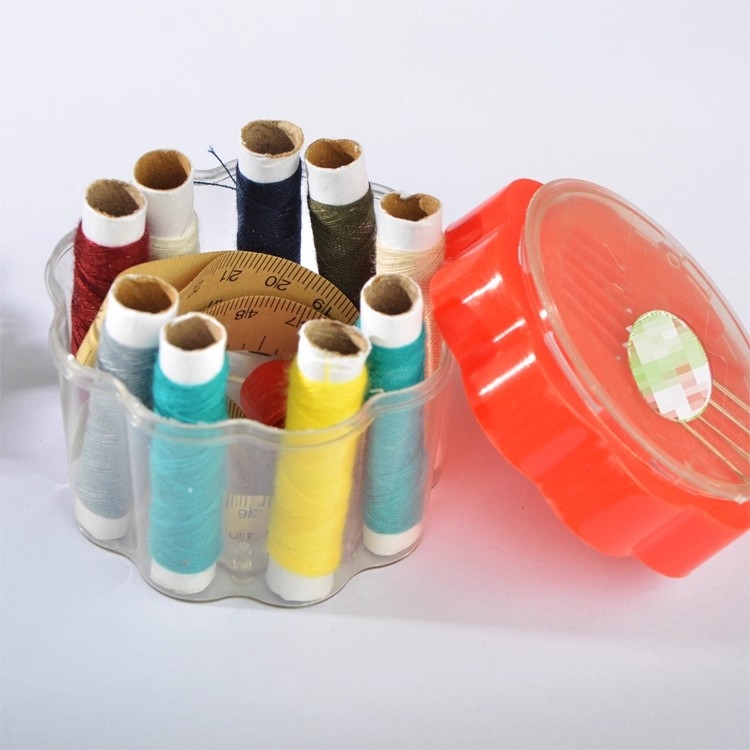 Prenosný box na ihly — plastová súprava na šitie, kompaktná, hmotnosť približne 32 g