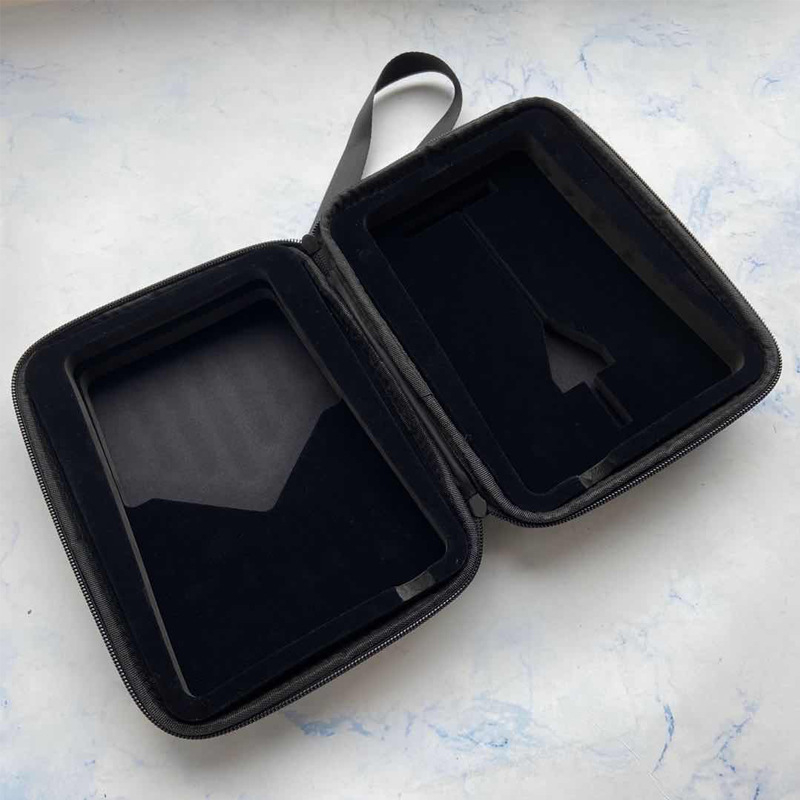 Batoh na Kalimbu s 17 tónmi — sieťotlač, určené na balenie