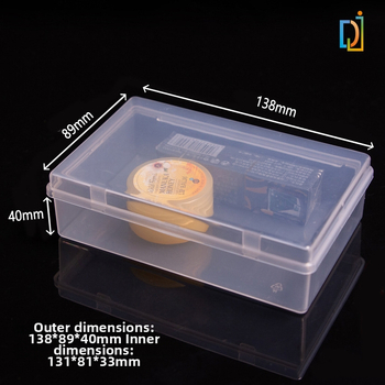 Priehľadná PP plastová krabička s uzáverom na spinky a šijaciu súpravu