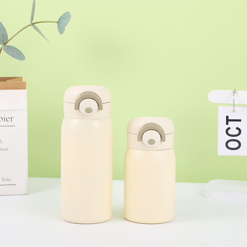 Izolovaný pohár zo 316 nerezovej ocele s uzamknutím teploty, popruh na nosenie, vákuová izolácia, uzáver s tlačidlom