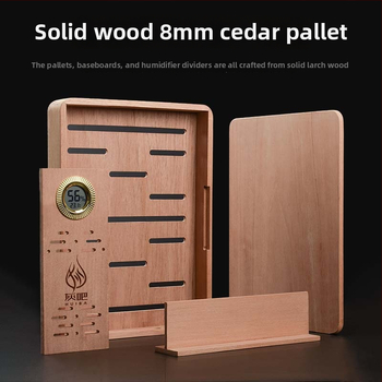 Grus humidor na cigare s cedrovým drevom na starnutie, prenosný a uzavretý