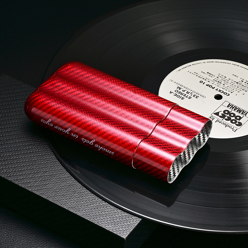 CIGARLOONG Karbónové vlákna obal na cigáre s vlhčovacím trubičkou, prenášateľný ultra ľahký, ochranné puzdro s kľúčenkou