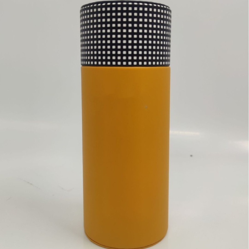 Cylindrická škatuľka na cigarety – PU a cérové drevo, veľká kapacita, prenosná a vlhkostiodolná, ručná výroba, prispôsobiteľná