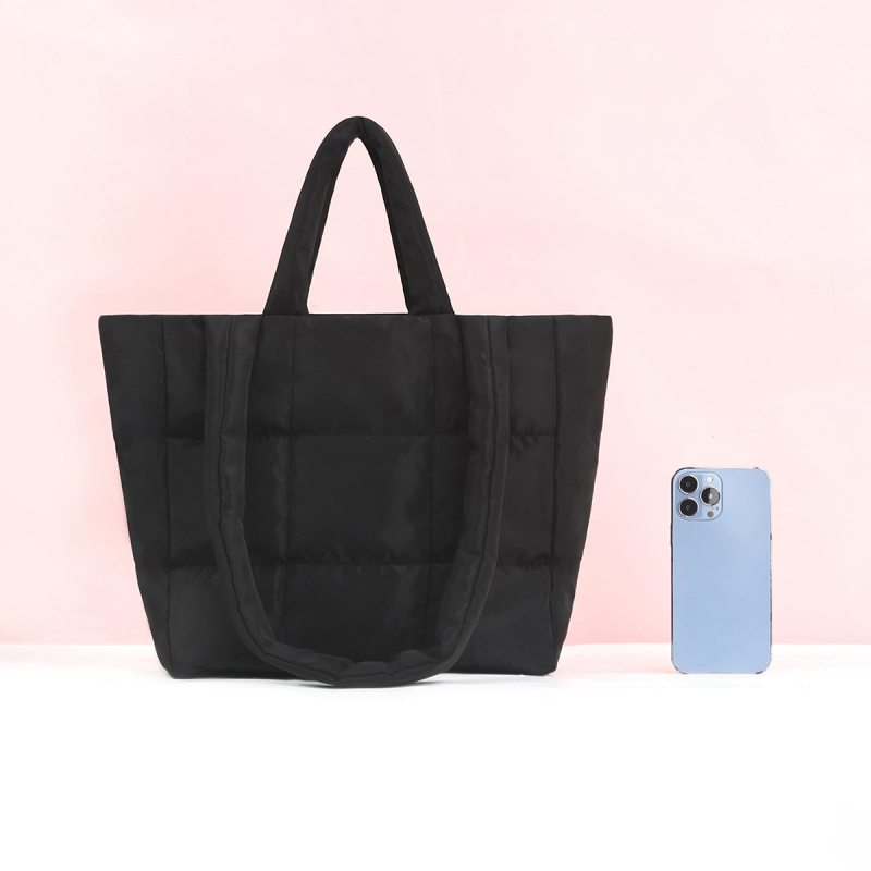 Taška Tote na rameno, polyester, horizontálny štvorcový tvar, zapínanie na zips, vnútorná kapsa na zips, dvojité ramenné popruhy