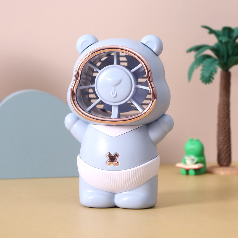 USB käsiventilaator armas loomade kujundusega ja värvilise öövalgustusega; 5 labad; 4 kiirust; sisseehitatud aku 300–500 mAh; USB laadimine; müratase 36–45 dB.