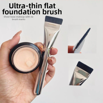 Štetec na make-up foundation so syntetickými vláknami, hliníkové telo, krátka rukoväť; balenie: jednorazová taška