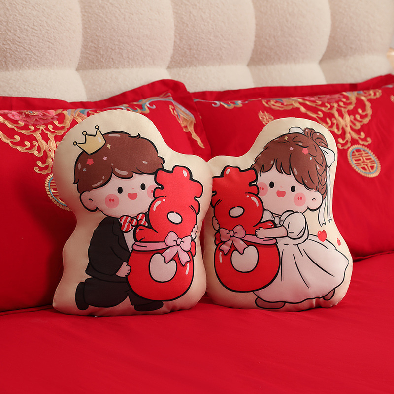 Esküvői plüssbaba pár - magas minőségű aranyos plüss párna fiatal házasoknak - PP pamut töltés, nagyon puha rövid plüss, ajándékdobozos csomagolás