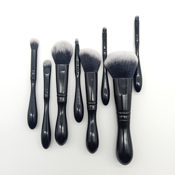 Set od 8 četkica za šminku, sintetička vlakna, mrežasta torbica, plastična drška, prijenosni dizajn