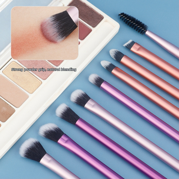 9-osaline meigikäsnede komplekt alumiiniumist vartega, sünteetilised karvad, karva pikkus 3 cm, kogupikkus 13 cm