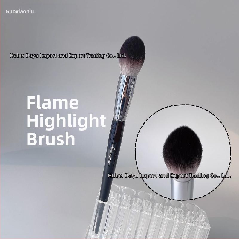 Esiletõstuspintsel – sünteetilised karvad, puidust käepide, pikk vars, 1 tk