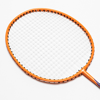 Ракета за бадминтон Welke - рамка от железен сплав, нишки от найлон, комплект 2 броя, тегло 95–100 g, дебелина на дръжката G3