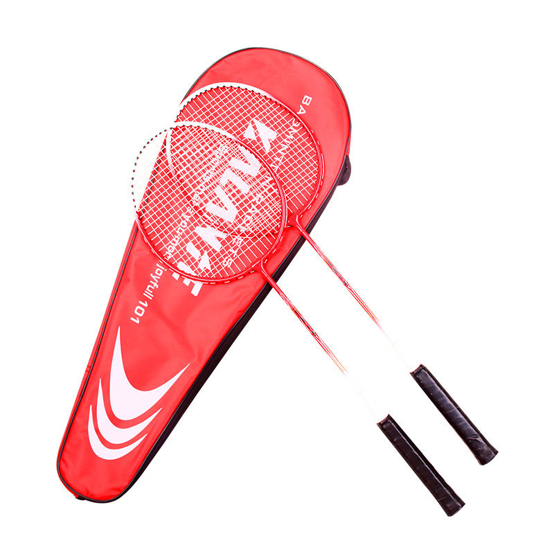 Kaks kerget rünnakuga sulgpalloraketi algajatele — kaal 90–94 g, nailon stringid, käepide G5, sirge vars