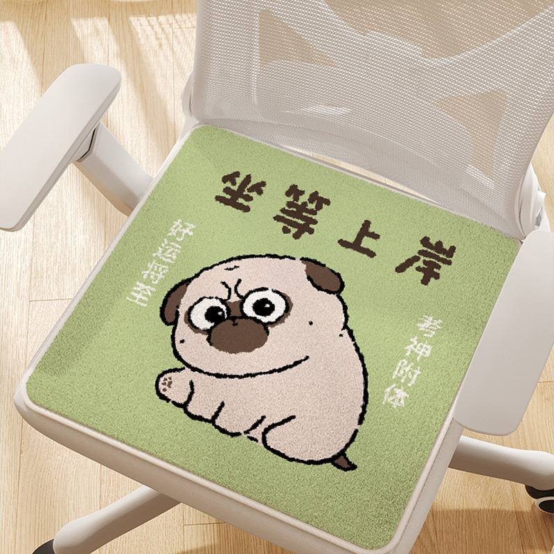 Plišinė biuro kėdės pagalvėlė su animaciniu motyvu iš plono kašmyro; speciali sėdėjimo pagalvėlė ilgiems sėdimams.