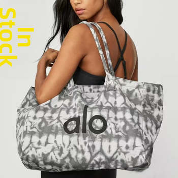 Kanvas tote kott, linnaline minimalistlik stiil, ristkülikukujuline kuju, magnetlukuga avamine, sisemine tasku telefonile ja dokumentidele