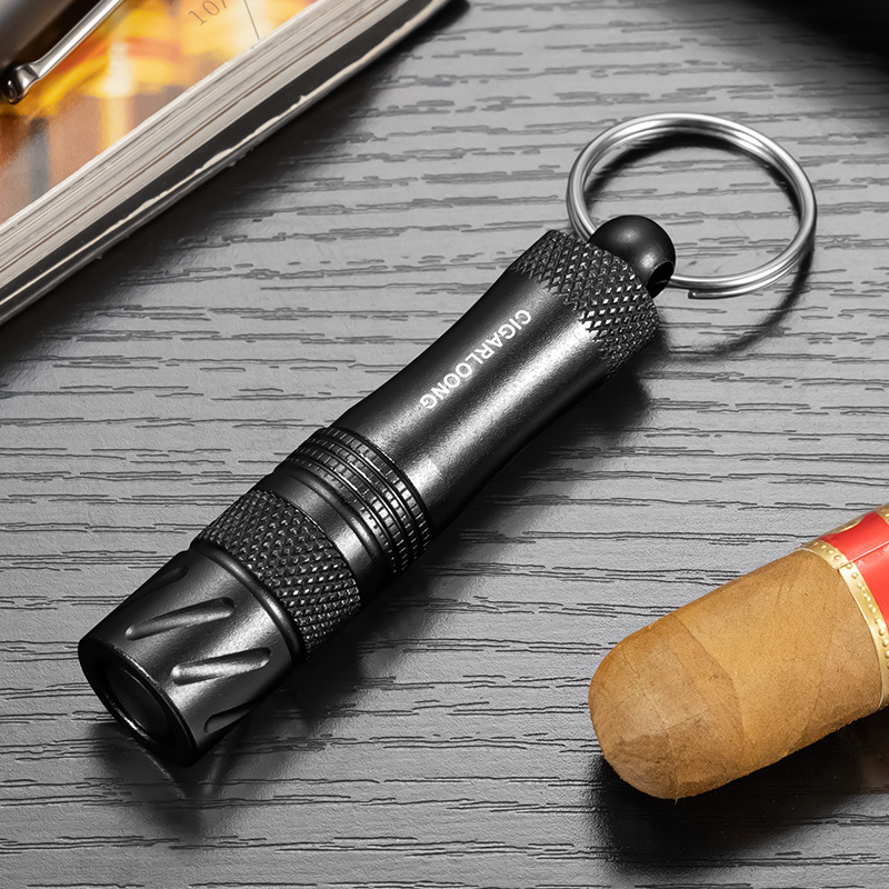 4-ühes sigari avaja roostevabast terasest kaasaskantava nõelaga CF-25D