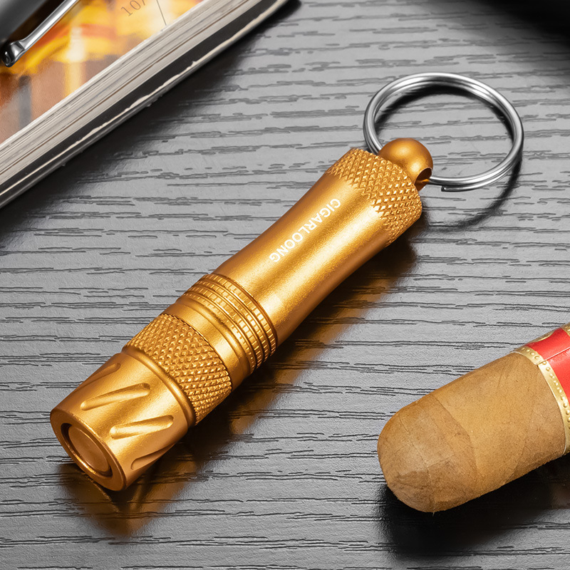 4-ühes sigari avaja roostevabast terasest kaasaskantava nõelaga CF-25D