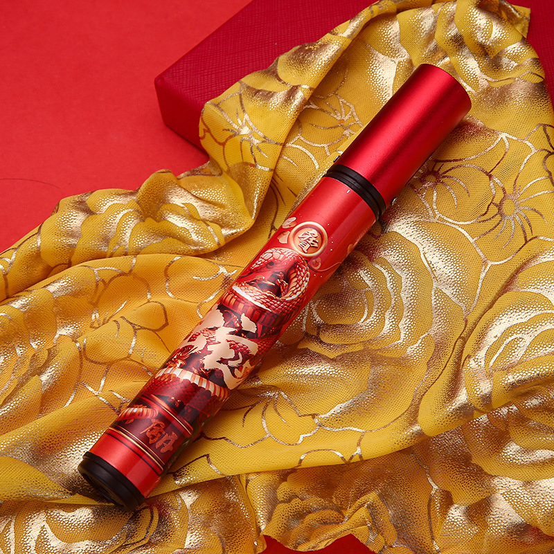 Aizdedzinātājs - garš rokturis, vēja izturīgs, butāns (metāla korpuss)