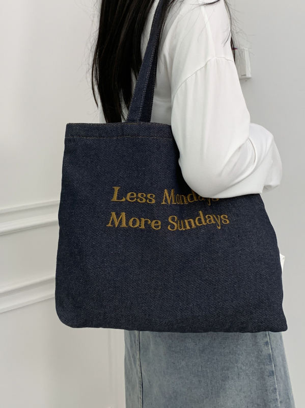Denim tote táska, városi minimalist stílus, poliészter bélés, téglalap alakú