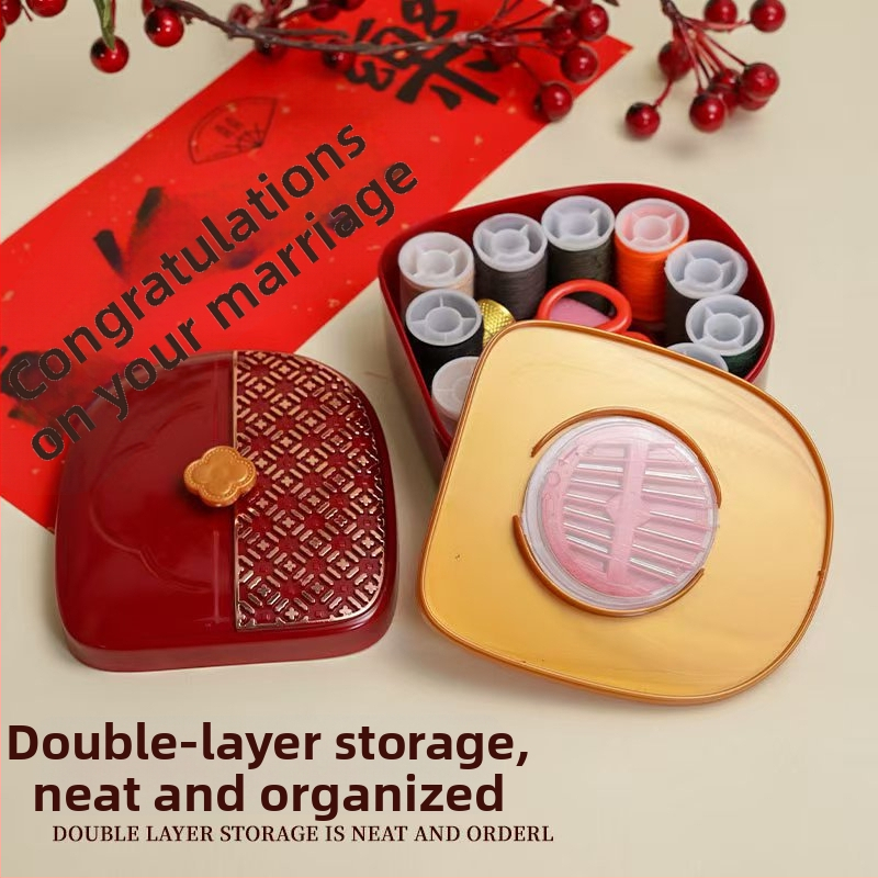 Jaunosios siuvimo rinkinys dėžutėje – plastikinė, dovanų dėžutė, kiti vestuviniai reikmenys, vestuvėms