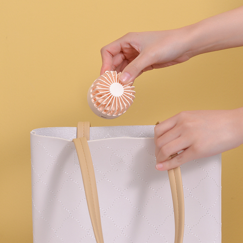 Mini kokkukäiv kaelaventilaator USB-laadimisega, sisseehitatud akuga 500–800 mAh, brushless mootor, 3 kiirust, kaasaskantav käe- või laua ventilaator