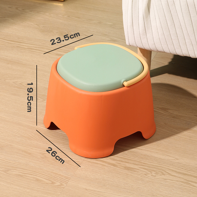 Rongxing plastmasinė taburetė, PP; kilmė Jieyang, Guangdong; nesulenkiama