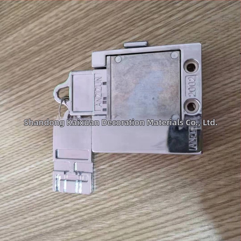 Numbrilukk kappide ja riidekappide jaoks — tsingisulam, kaasaegne minimalistlik disain