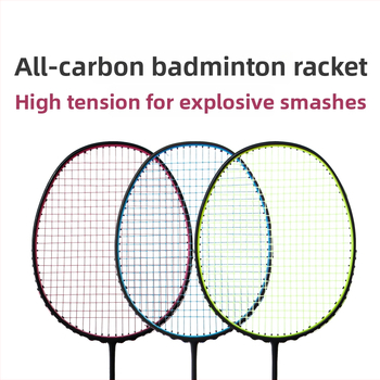 Badmintonireket süsinikfiiberraamiga, kaal 80–84 g, käepideme paksus G5, sirge peaga, kiudse siidiga stringid
