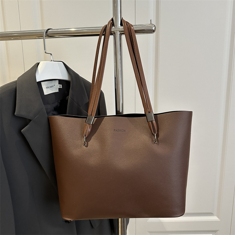 Naistele PU tote kott - linnalikkus, horisontaalne ruudukujuline kuju, tõmblukk