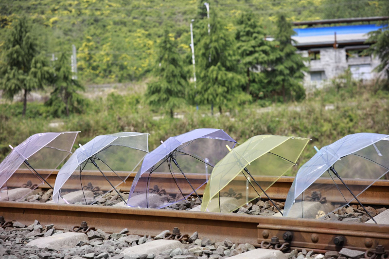 Aegis garās rokas reklāmas lietussargs, 8 ribu dzelzs rāmis, plastmasas audums, pilnībā automātiska atvēršana, iespējama logotipa drukāšana