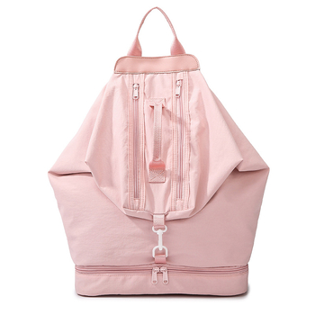 Spordikott kuiva–märja eraldusiga, hingav, veekindel, ultra-kerge, selja kaitseks