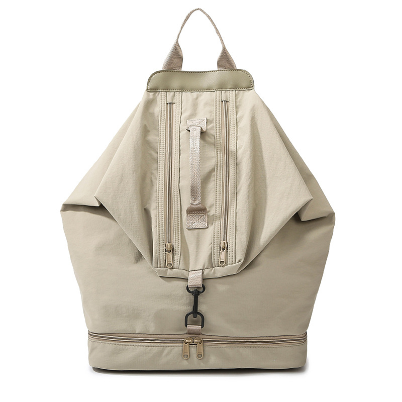 Spordikott kuiva–märja eraldusiga, hingav, veekindel, ultra-kerge, selja kaitseks