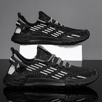 Võrkpallijalatsid - võrkkiht ülaosa, EVA sisetald, plastist talla, eesmine kinnitus, madal kand